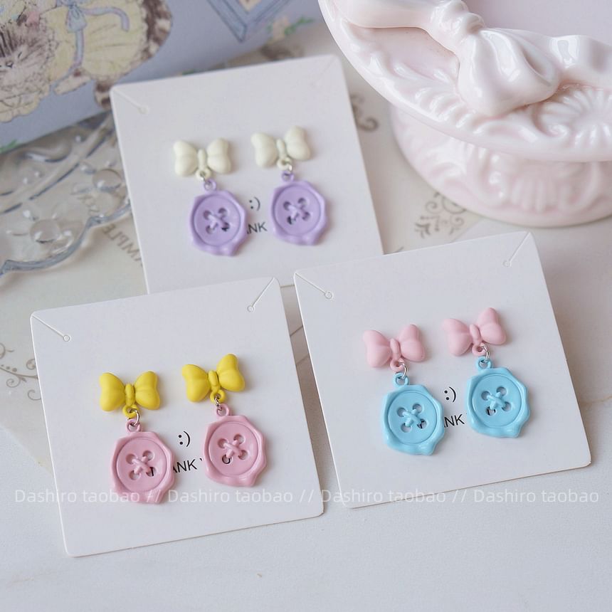 Drop / Button Earring Clip-On Bow