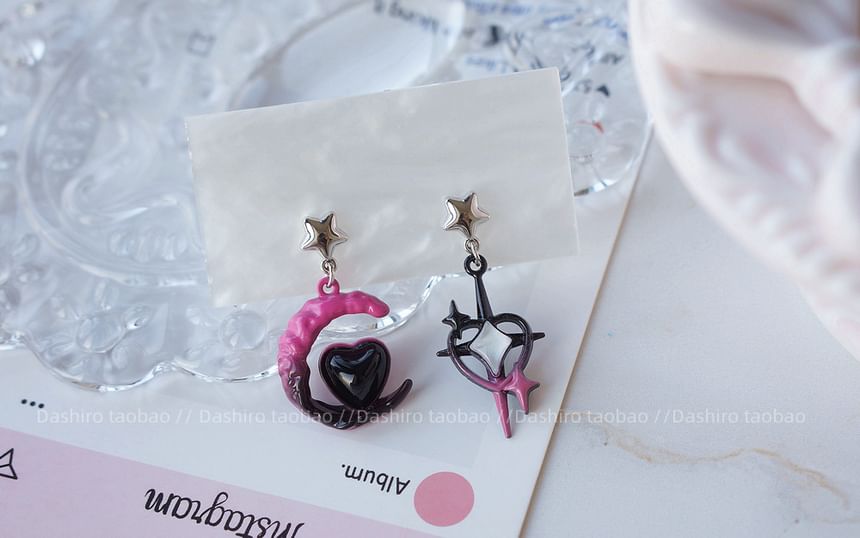 Clip-On Drop Moon Asymmetrical Earring / Star