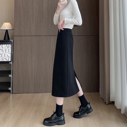 Slit Midi A-Line Skirt in Plain High-Rise Style