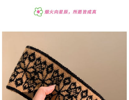 Knitted Patterned Headband