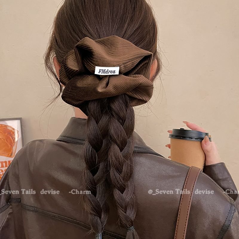 Scrunchie Label Lettering