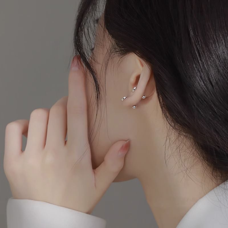 Asymmetrical Alloy Earring Rhinestone Barbell Heart