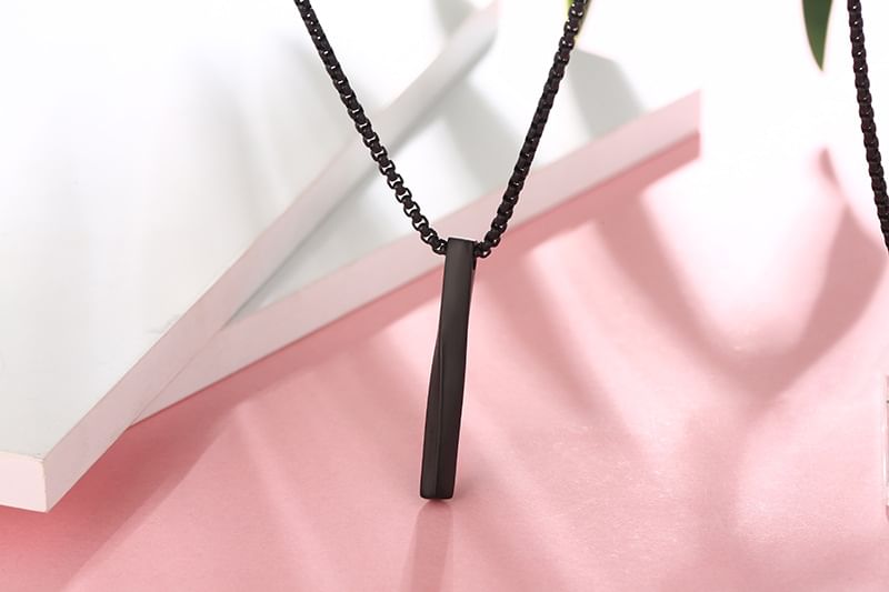 Twisted Bar Pendant Necklace - Minimalist
