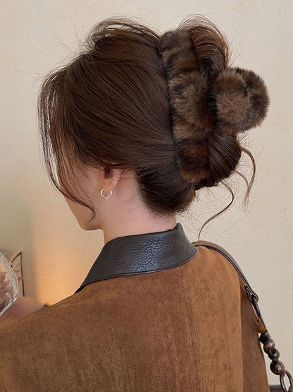 Patterned Hair Faux Fur Leopard Claw