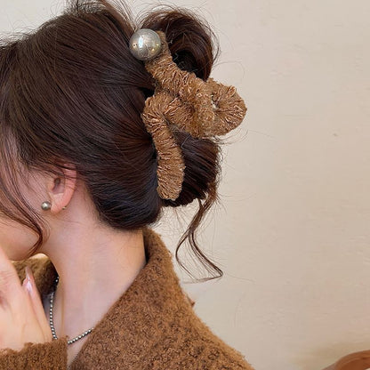 Claw Pearl Faux Hair Yarn