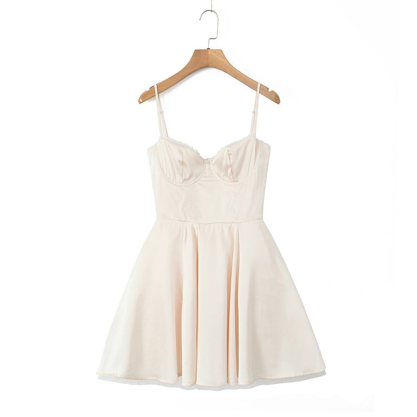 Sweetheart Neckline Lace Trim Layered A-Line Mini Dress