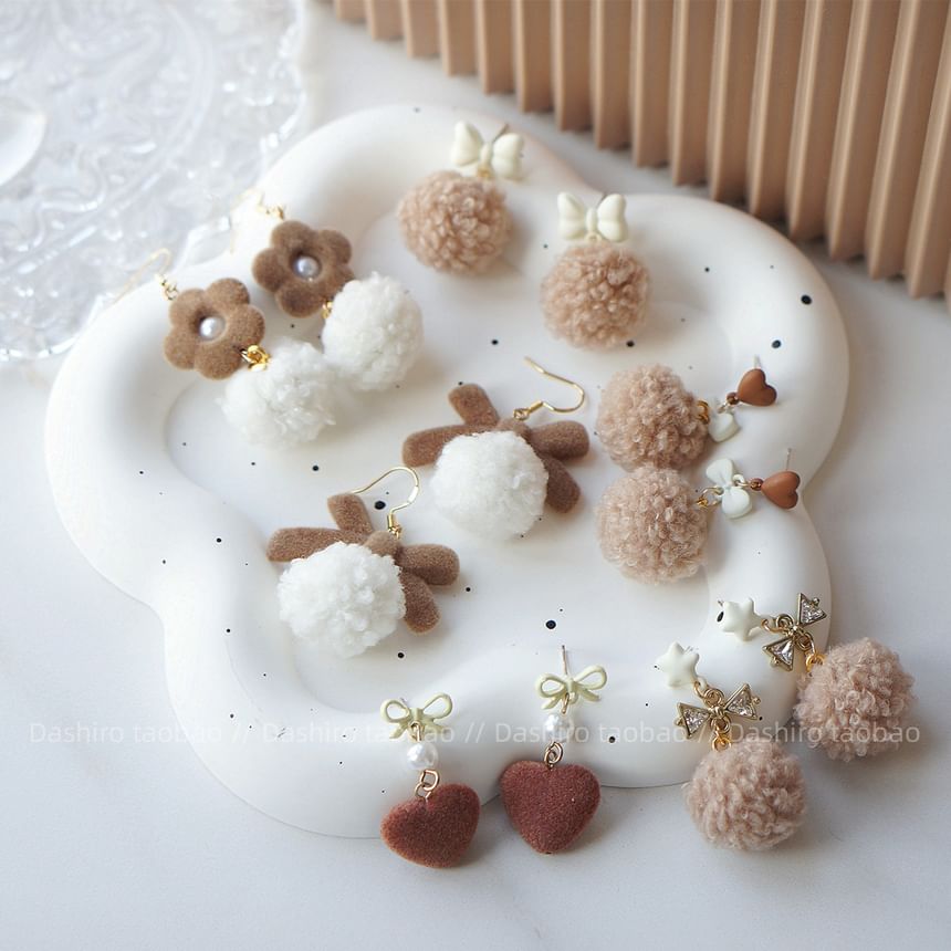 Earring Heart Clip Pom Drop On /