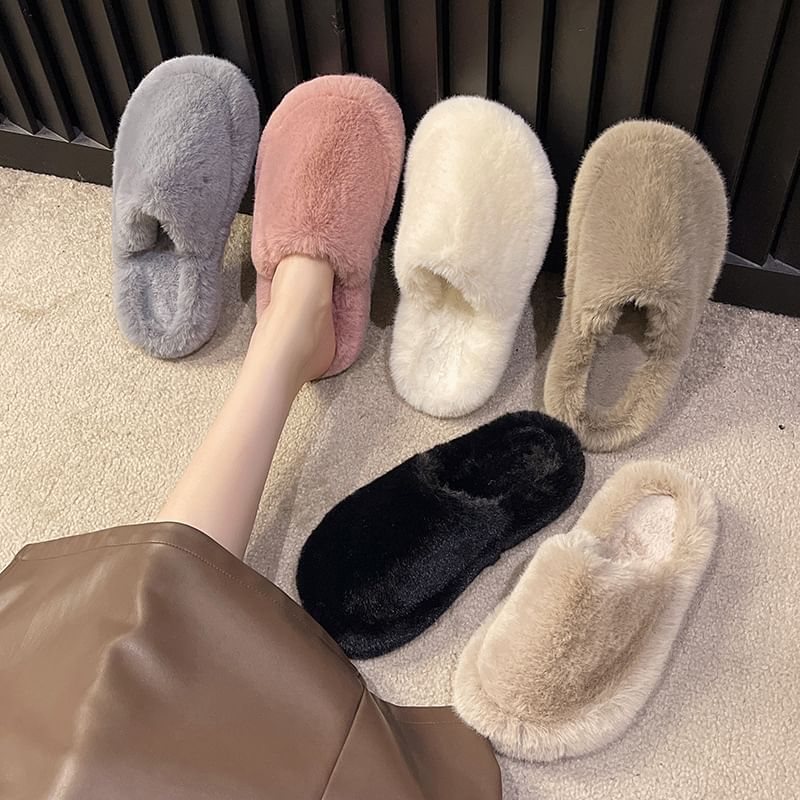 Platform Plain Fluffy Mules