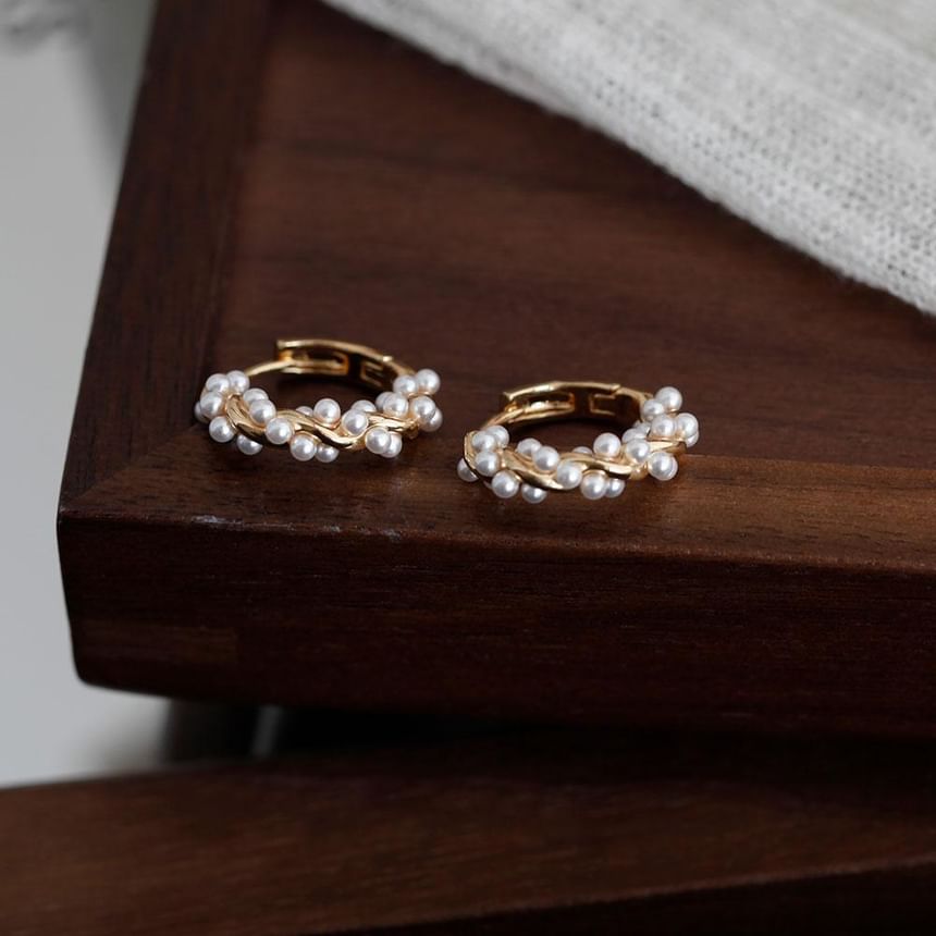 Pearl Faux Earring Hoop