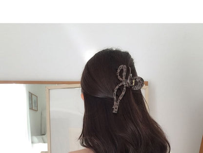 Leopard Acrylic Print Claw Hair