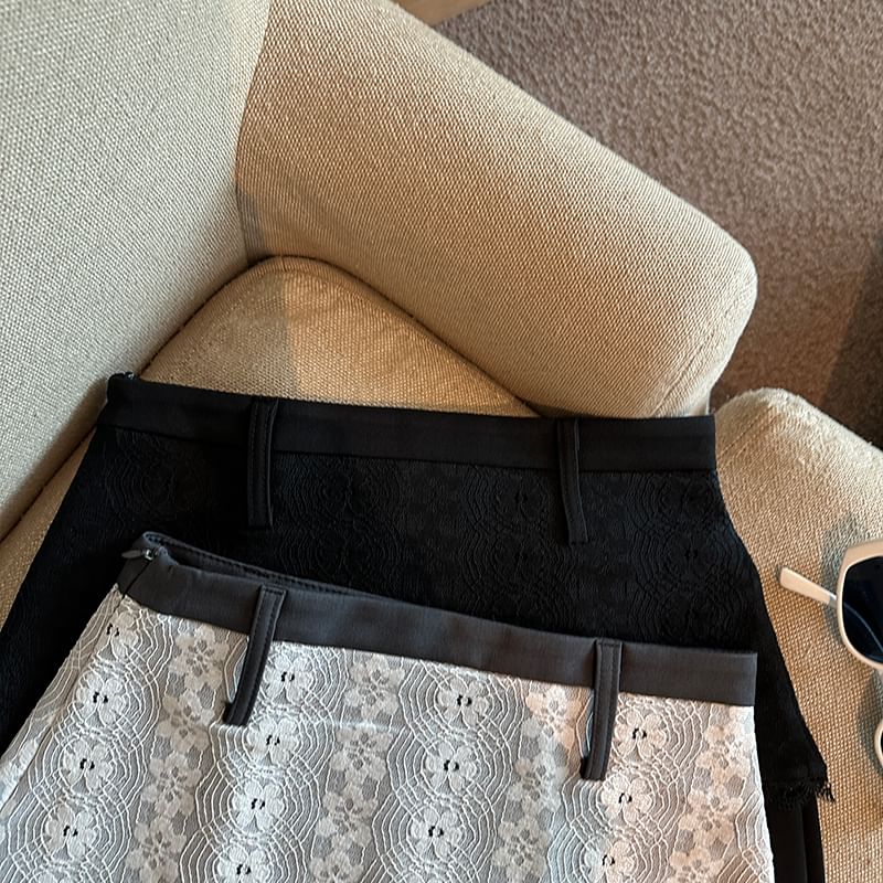 Lace Panel Mini Skirt with High-Rise Mock Two-Piece Design