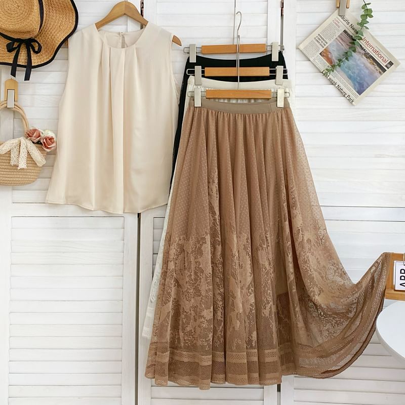 Jacquard Mesh Maxi Skirt - High Waist A-Line Style