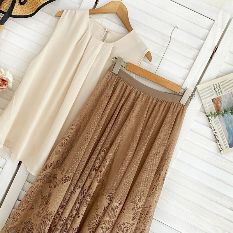 Jacquard Mesh Maxi Skirt - High Waist A-Line Style