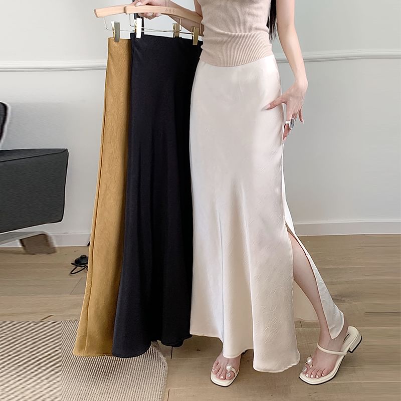 Slit Satin Mermaid Maxi Skirt - High Rise Elegant