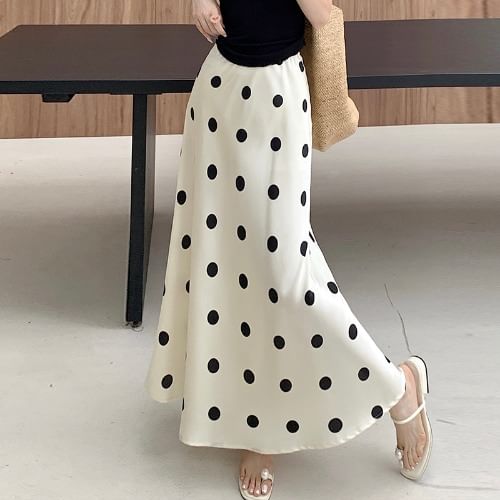 Dotted Maxi A-Line Skirt - High Rise Retro Print