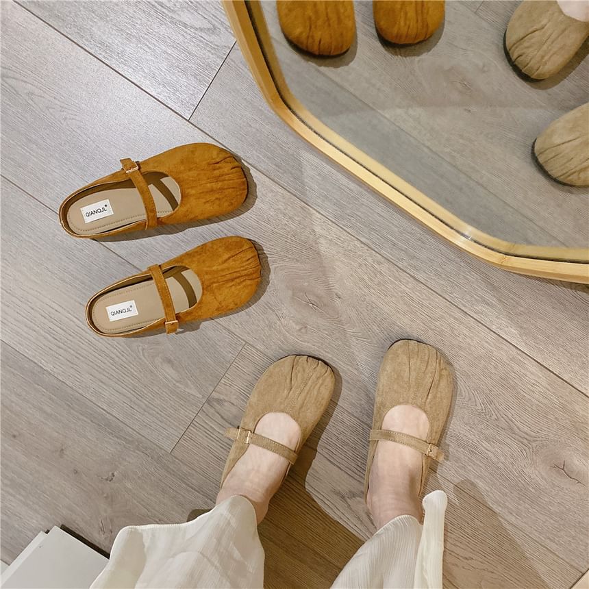 Round Toe Plain Ruched Mary Jane Mules