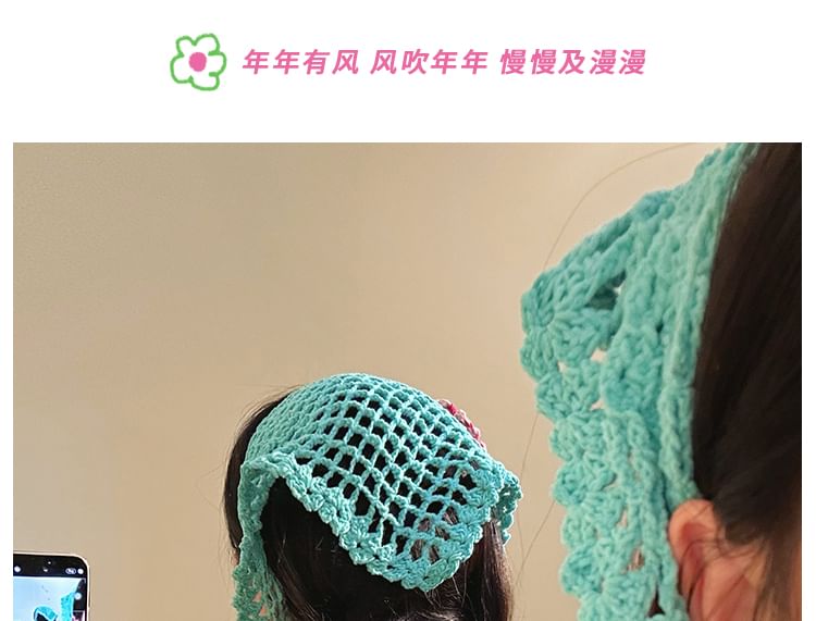 Floral Scarf Triangle Head