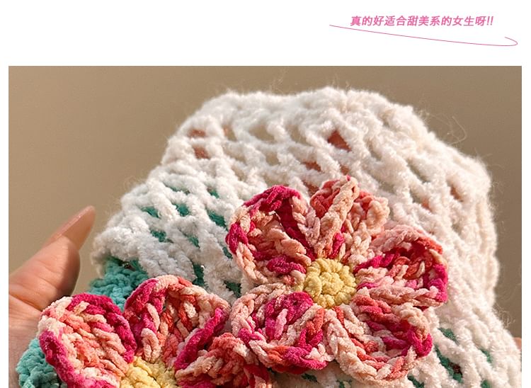 Floral Scarf Triangle Head