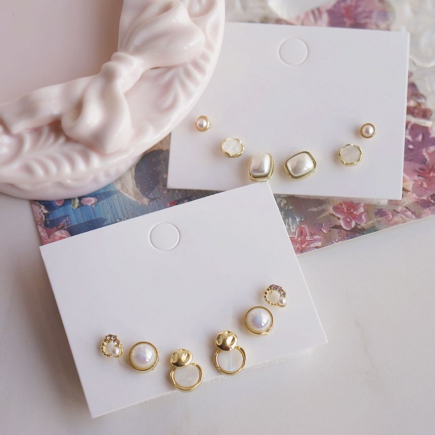 Earring Stud Pearl Faux Set