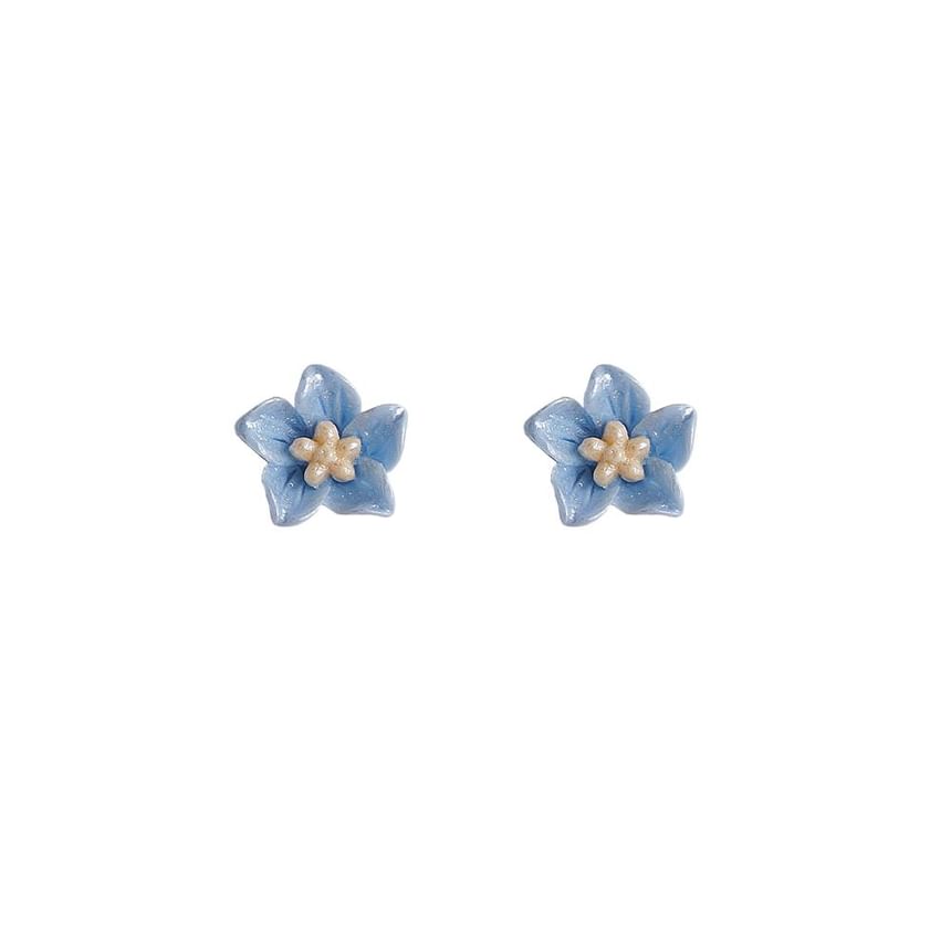 / Flower Clip Stud Earring On