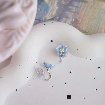 / Flower Clip Stud Earring On