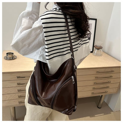 Faux Leather Zipped Shoulder Bag
