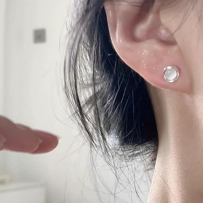 Faux Cat Alloy Earring Eye Stone Stud