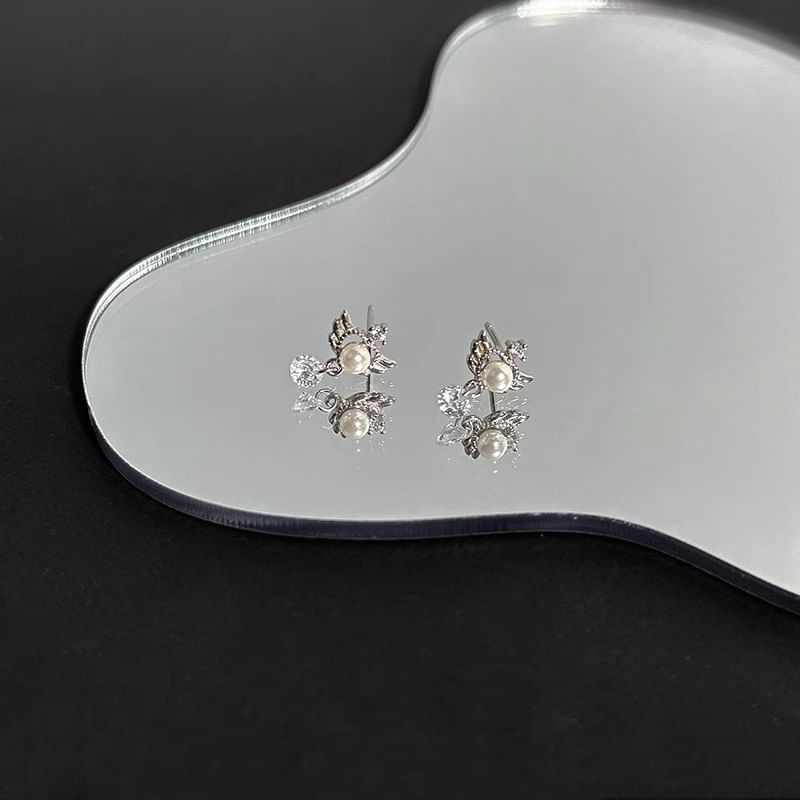Drop Faux Wings Earring Pearl Alloy