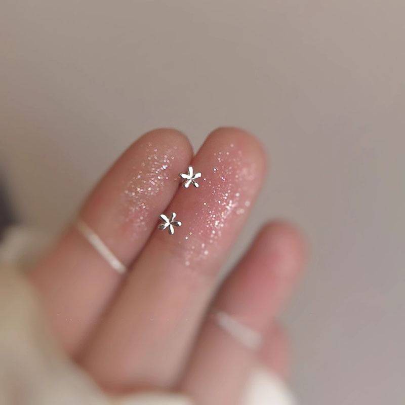 Alloy Earring Floral Stud
