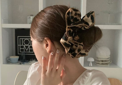 Scrunchie Leopard Print