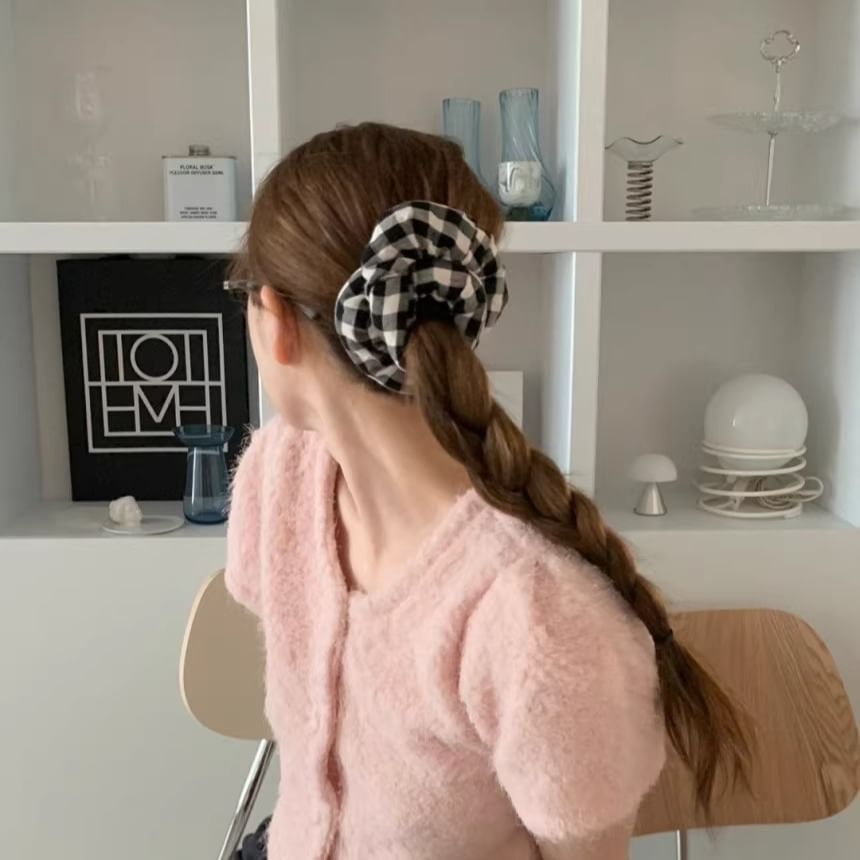 Padded Scrunchie Plaid