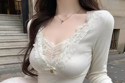 Long-Sleeved Lace-Trim Plain Knit Tee