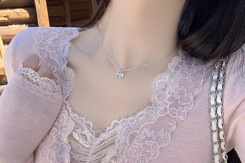 Long-Sleeved Lace-Trim Plain Knit Tee