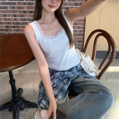 Lace-Trim Scoop Neck Sleeveless Cami Top
