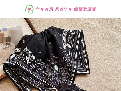 Print Scrunchie Paisley Square