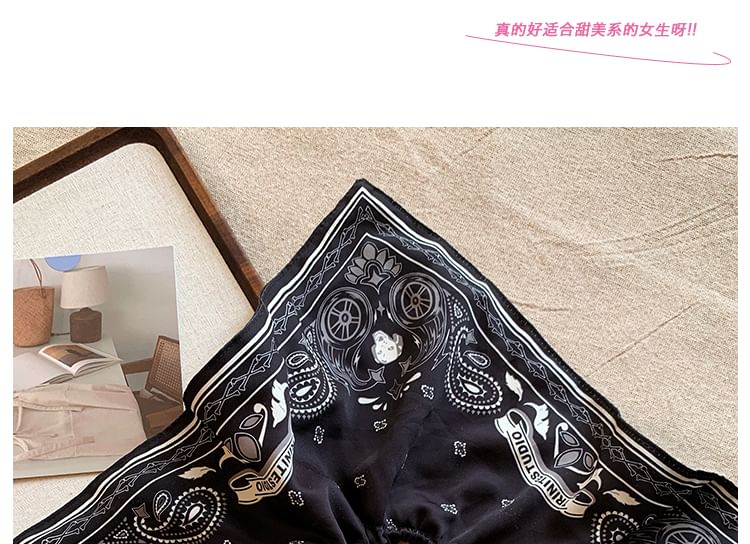 Print Scrunchie Paisley Square