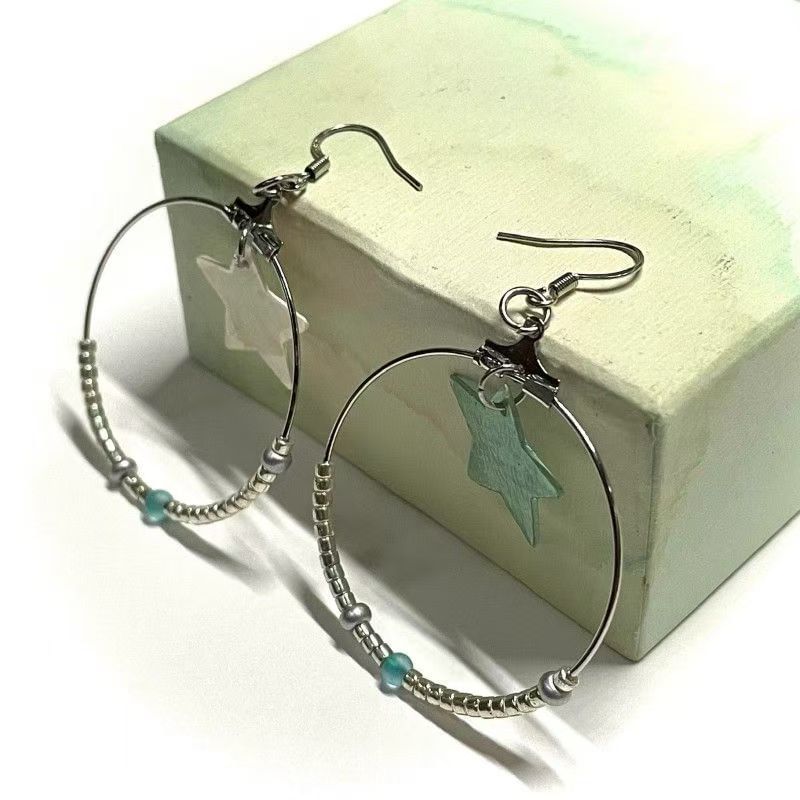 Earring Dangle Star-Shaped