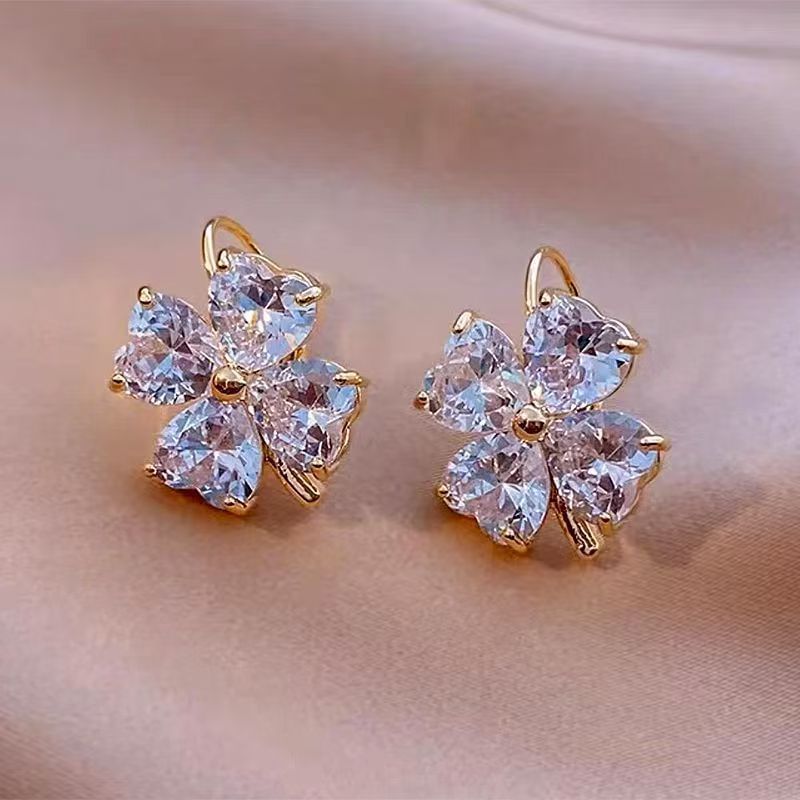 Drop Clover Zirconia Cubic Earring