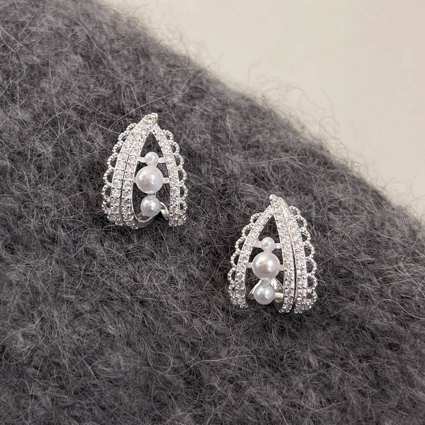 Faux Hoop Pearl Earring