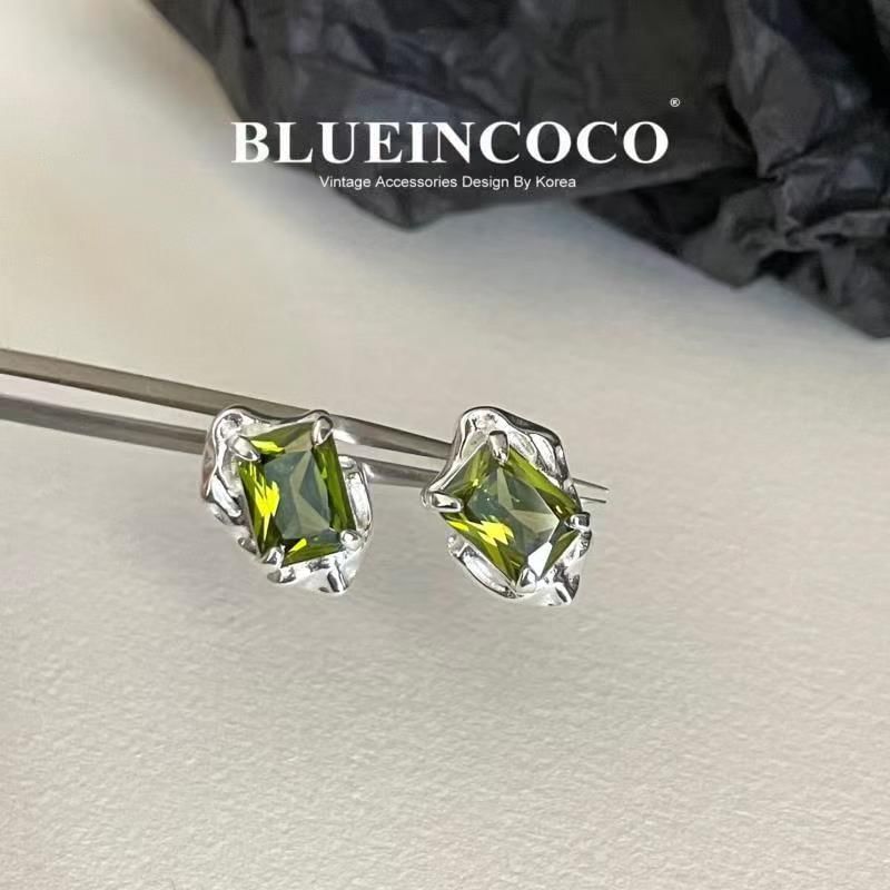 Stud Earring Gemstone