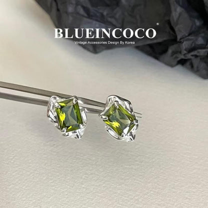 Stud Earring Gemstone