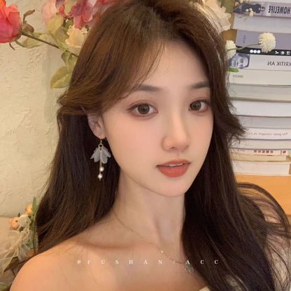 Faux Pearl Flower Drop Earring