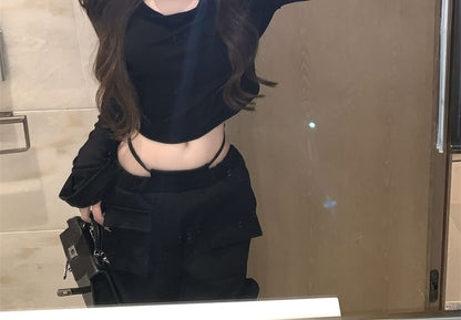 Long-Sleeve Plain Hooded Crop Tee / Low Rise Flared Cargo Pants