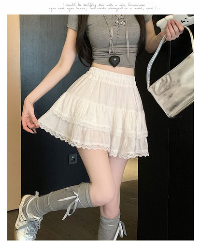 Ballet-Inspired Tiered Lace Mini Skirt with Stretch Waist