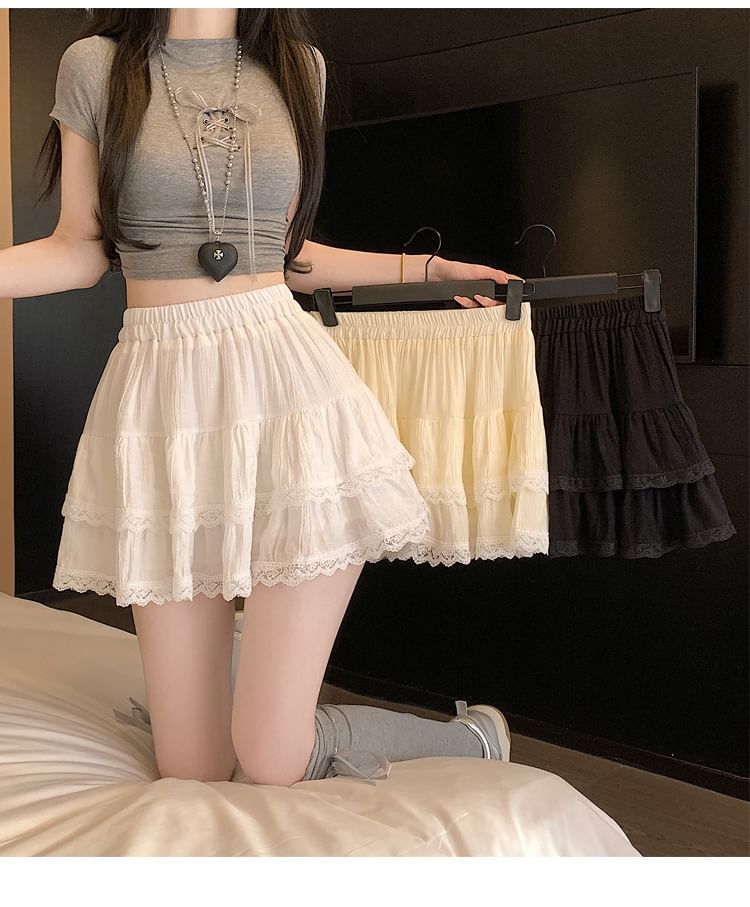 Ballet-Inspired Tiered Lace Mini Skirt with Stretch Waist