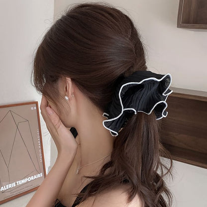 Contrast Trim Scrunchie
