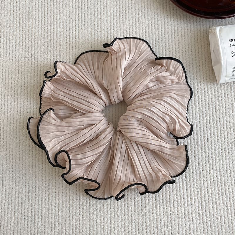 Contrast Trim Scrunchie