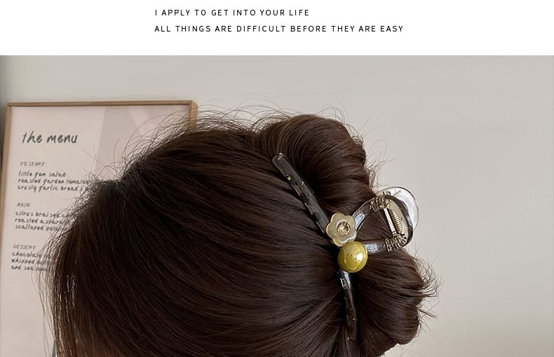 Acrylic Faux Claw Hair Flower Pearl