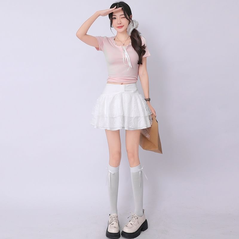 Layered Lace-Trimmed A-Line Mini Skirt at Mid Waist