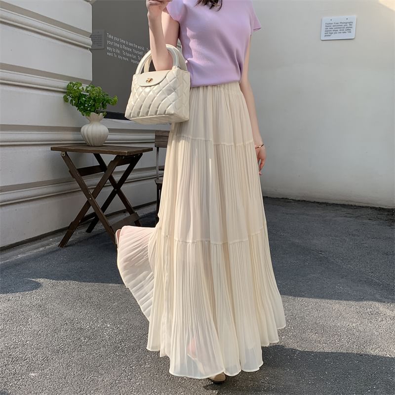 High Rise Pleated Maxi A-Line Skirt in Plain Design
